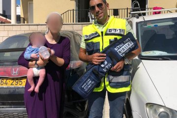 אשקלון: תינוק בן 3 חודשים ננעל בשגגה ברכב • כונן ידידים חילץ אותו במהירות ובשלום
