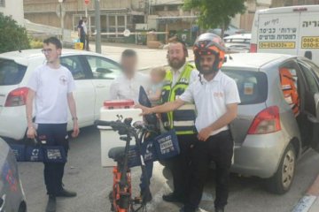 חיפה: פעוטה כבת שנתיים ננעלה ברכב לעיני אביה וחולצה בשלום ע”י כונני ידידים • בידידים קוראים להורים לאמץ “כלל מפתח”