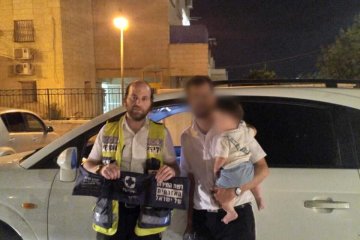 ביתר: פעוט שננעל ברכב חולץ בשלום על־ידי מתנדבי ידידים