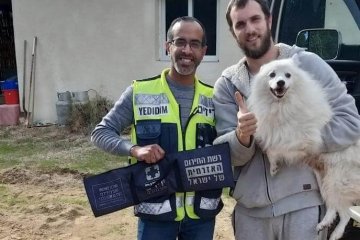 חבצלת השרון: כלב ננעל ברכב ומתנדב ידידים חילץ אותו בשלום