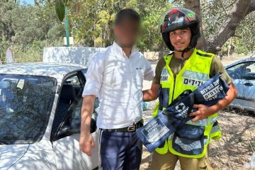 תל אביב: פעוט ננעל בשגגה ברכב, מתנדבי ידידים חילצו אותו בשלום • “תחושה מספקת להציל חיים