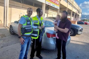 חיפה: מתנדבי ידידים חילצו בשלום פעוטה שננעלה בשגגה ברכב • ״בנייד הופיעה הודעה על קריאת החירום, מיד מיהרתי לכתובת״