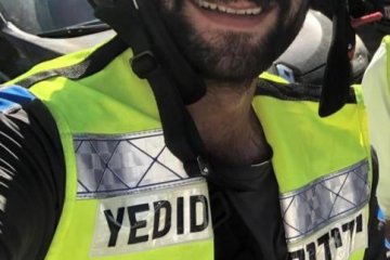 ירושלים: פעוט ננעל בשגגה ברכב, וחולץ בשלום על ידי מתנדב ידידים • “תחושת שליחות מספקת