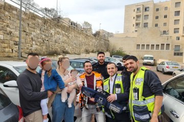גילה, ירושלים: תינוק ננעל ברכב בשגגה וחולץ בשלום ע”י מתנדבי ידידים • צפו🎥