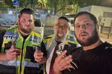 מודיעין עילית: טבעת נתקעה על אצבעה של אישה בהריון – מתנדבי ידידים חילצו את האצבע בשלום