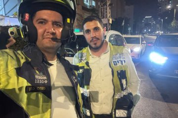 נתניה: שני תינוקות ננעלו ברכב, וחולצו בשלום על ידי מתנדבי ידידים • בידידים קוראים להורים להקפיד על “כלל מפתח”