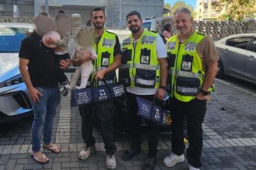 אשדוד: תינוקת כבת שנה ואחיה כבן שנתיים ננעלו ברכב וחולצו בשלום על ידי מתנדבי ידידים