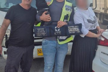 שני אירועים בקרית גת: בתוך פחות משעה וחצי חולצו שלוש תינוקות שננעלו בשגגה ברכב לעיני הוריהם • בידידים שבים ומזכירים אמצו את כלל המפתח