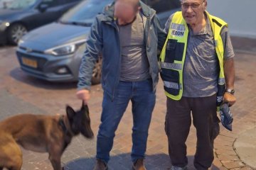 מודיעין: כלב ננעל ברכב לעיני בעליו, מתנדבי ידידים חילצו אותו בשלום