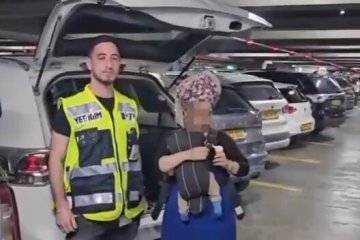 ממילא: תינוק ננעל ברכב בשגגה וחולץ בשלום ע”י מתנדבי ידידים • “היינו בפעילות שינוע מבוגרים ואנשים עם מוגבלות עם “הידידית” ומיד ניגשנו לעזור” • צפו🎥