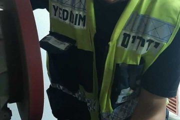 אשדוד: בעקבות הפסקות חשמל בשל נפילת מתח ראשי בעיר, מתנדבי ידידים חילצו תושבים שנלכדו במעליות בתשעה עשר אירועים שונים