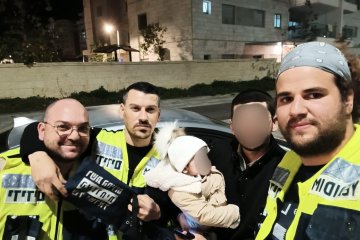 נתיבות: תינוקת ננעלה ברכב בשגגה, מתנדבי ידידים חילצו אותה בשלום • “תחושה מרגשת להציל נפש בישראל”