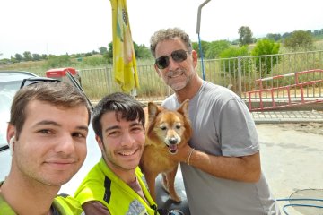 בית חשמונאי: כלב ננעל בשגגה ברכב, מתנדבי ידידים חילצו אותו בשלום