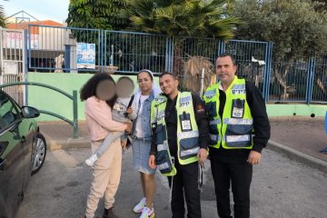 קרית גת: פעוט ננעל ברכב וחולץ בשלום ע”י מתנדבי ידידים • צפו🎥