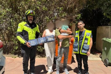 רמת גן: תינוק ננעל ברכב בשגגה, מתנדבי ידידים חילצו אותו בשלום