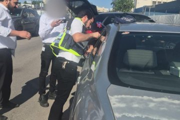 קרית אתא: פעוטה ננעלה ברכב בשגגה וחולצה בשלום ע”י מתנדבי ידידים • בידידים קוראים להורים לאמץ “כלל מפתח” • צפו🎥