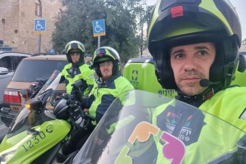 העיר העתיקה: טבעת זהב נתקעה באצבעה של אישה, מתנדבי ידידים חילצו אותה בשלום