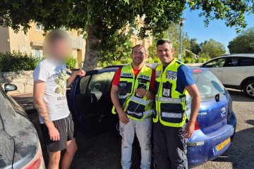 בית שאן: תינוק ננעל בשגגה ברכב יחד עם כלב, מתנדבי ידידים חילצו אותם בשלום • “האתגר העיקרי היה הצום שלווה בכאב ראש אבל תחושת השליחות גברה על הכל״