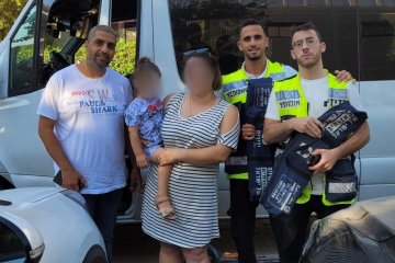 אשדוד: פעוט כבן שנתיים וחצי ננעל בשגגה ברכב וחולץ בשלום על ידי מתנדבי ידידים