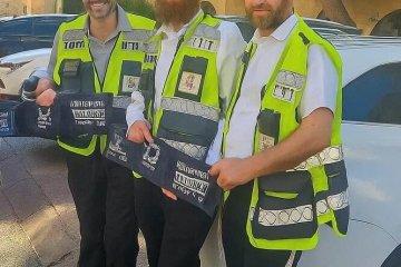 הר נוף, ירושלים: שלושה אחים ננעלו בשגגה ברכב, מתנדבי ידידים חילצו אותם בשלום • ״הם שהו שם כעשר דקות והזיעו מאוד״