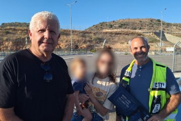 צומת פדואל: תינוק ננעל בשגגה ברכב, מתנדבי ידידים חילצו אותו בשלום