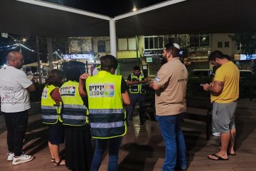 עפולה: לאחר חצות אותר נעדר בסיכון גבוה בעיר • “אחרי שמצאנו אותו ראיתי שהוא רעב אז מיד הלכתי הביתה להביא לו משהו חם לאכול”