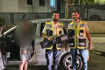 ראש העין: תינוקת ננעלה ברכב בשגגה, מתנדבי ידידים חילצו אותה בשלום