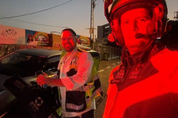 נתניה: פעוטה ננעלה בשגגה ברכב וחולצה בשלום על ידי מתנדבי ידידים