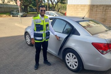 חדרה: תינוקת ננעלה ברכב בשגגה וחולצה בשלום ע”י מתנדבי ידידים