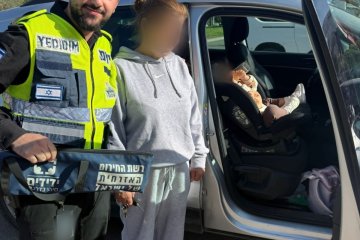 באר שבע: פעוטה ננעלה ברכב וחולצה בשלום על ידי מתנדב ידידים • “מתנה ליום ההולדת שלי”