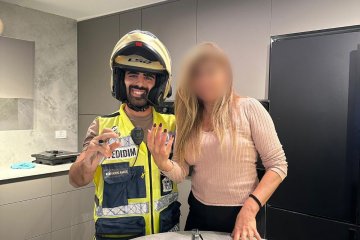 ראשון לציון: טבעת נתקעה באצבעה של אישה, מתנדב ידידים חילץ אותה בשלום