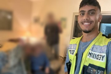 ראשון לציון: שרשרת של אישה נתקעה על צווארה, מתנדבי ידידים שחררו אותה בשלום • “אחת מחוליות השרשרת נתפסה בעור”