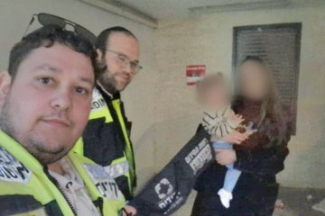 בית שמש: פעוט ננעל ברכב בשגגה וחולץ בשלום ע”י מתנדבי ידידים