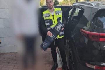 אשדוד: פעוטה ננעלה בשגגה ברכב, מתנדב ידידים חילץ אותה בשלום • ״תחושת סיפוק עצומה להתחיל את הבוקר בהצלת חיים״ • צפו 🎥