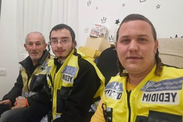 קרים ים: שתי טבעות נתקעו באצבעה של אישה, מתנדבי ידידים חילצו אותן מן האצבע בשלום