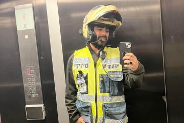 רמת גן: טבעת של אישה נתקעה באצבעה – מתנדב ידידים שחרר את הטבעת וחילץ את האצבע בשלום • “התעוררתי בזכות ההתראה השונה של קבוצת החירום”