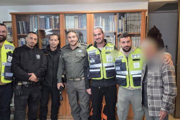 באר שבע: אישה שנעדרה מביתה והיה קיים חשש לחייה, אותרה בריאה על ידי מתנדבי ידידים • ״תחושת סיפוק גדולה לראות את הנעדרת בריאה ושלמה״