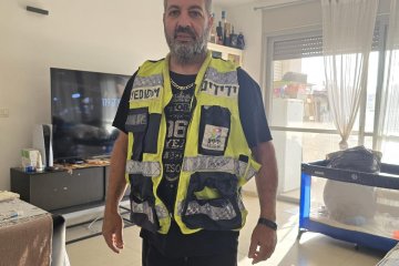 כפר סבא: טבעת נתקעה על אצבעו של גבר וחולצה על ידי מתנדב ידידים