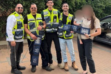 נתניה: תינוק ננעל בשגגה ברכב, מתנדבי ידידים חילצו אותו בשלום • בידידים קוראים להורים לאמץ “כלל מפתח”