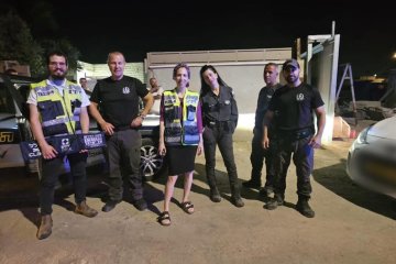 לוד: תינוק ננעל בשגגה ברכב, מתנדבי ידידים חילצו אותו בשלום • ״כל פעם מספק מחדש לתת לאנשים תחושה שיש להם על מי לסמוך״