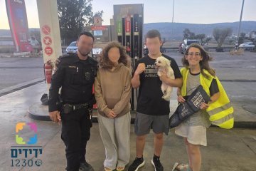 כביש 77: כלבה ננעלה ברכב לעיני בעליה, מתנדבת ידידים חילצה אותה בשלום