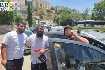 צפת : כלב ננעל בשגגה ברכב וחולץ בשלום ע”י מתנדבי ידידים