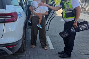 גני תקווה: פעוט ננעל בשגגה ברכב, מתנדב ידידים חילץ אותו בשלום • “אני מקדיש את האירוע לעילוי נשמת חמי שהיום יום פקודתו”