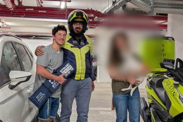 מזכרת בתיה: שני כלבים ננעלו בשגגה ברכב, מתנדבי ידידים חילצו אותם בשלום • “ממש הצלתם אותי, ואפילו לא שברתם חלון”