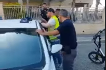 נתיבות: תינוקת ננעלה ברכב וחולצה בשלום ע”י מתנדבי ידידים • צפו🎥