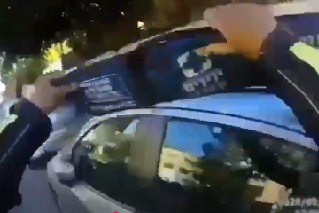 תל אביב: תינוק ננעל בשגגה ברכב, וחולץ בשלום על ידי סג”מ סניף בני ברק • צפו🎥
